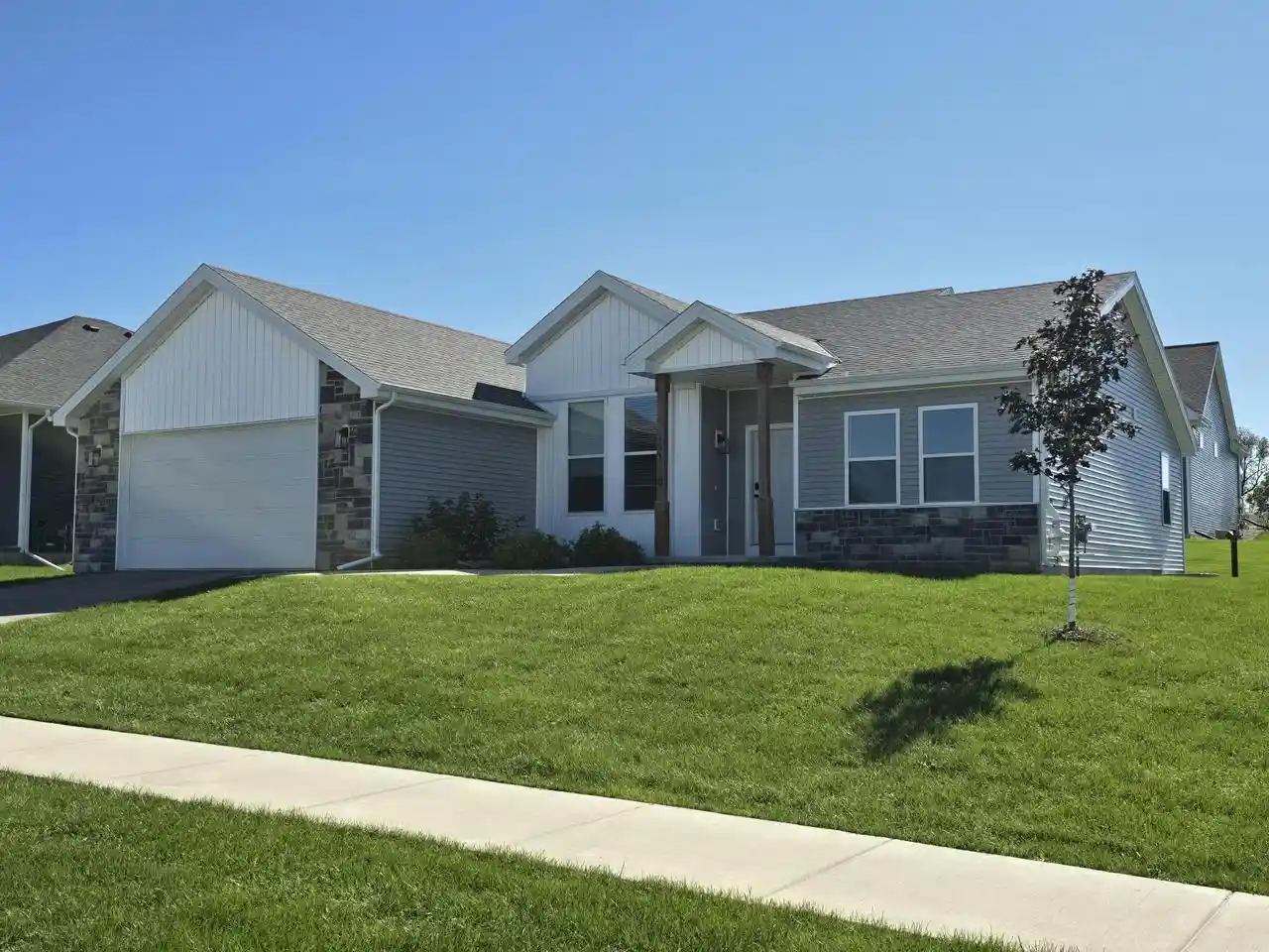 Photo 1 of Single family home for sale at 305 Cherry St, Edgerton, WI 53534 | MLS# 2034074 | Listing updated on 2026-10-05