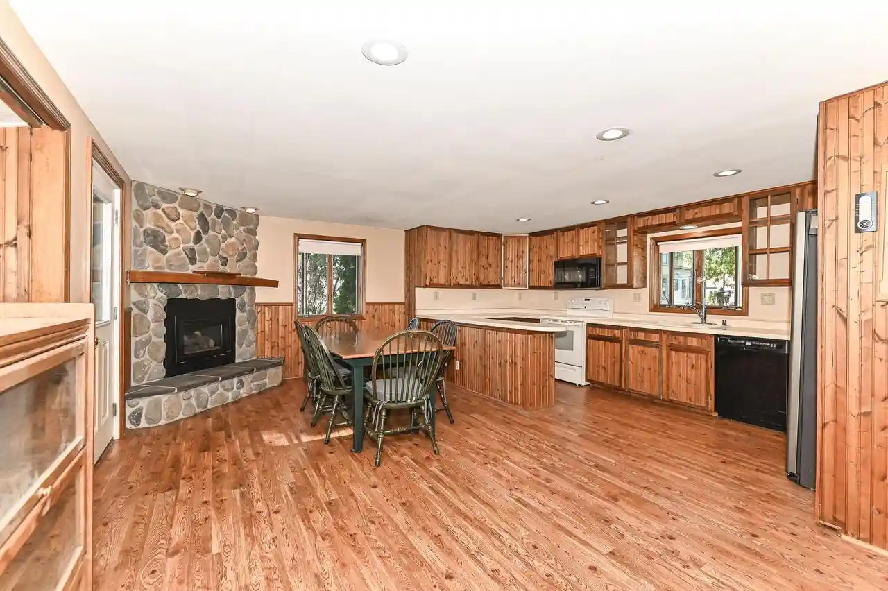 Photo 2 of Single family home for sale at 400&402 S 3rd Street #402, Waterford, WI 53185 | MLS# 1983486 | Listing updated on 2026-10-07