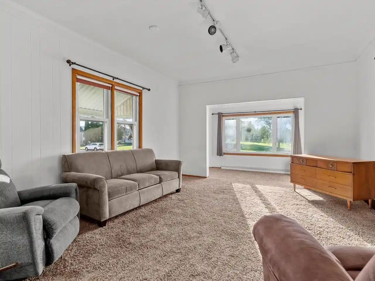 Photo 3 of Single family home for sale at 713 S 16th Street, Manitowoc, WI 54220 | MLS# 1983489 | Listing updated on 2026-10-05