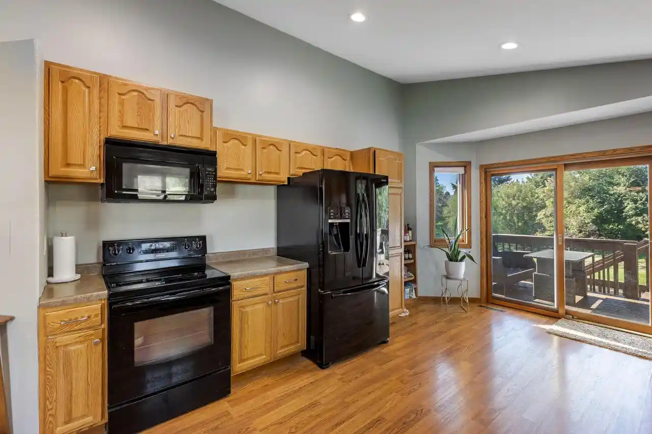 Photo 3 of Single family home for sale at 4760 N Roesler Pl, La Crosse, WI 54601 | MLS# 1983495 | Listing updated on 2026-10-06