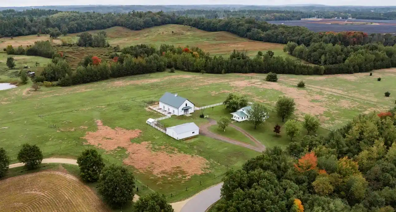 Photo 2 of Single family home for sale at W8686 Cottonville Ave, Wautoma, WI 54982 | MLS# 1983499 | Listing updated on 2026-10-05