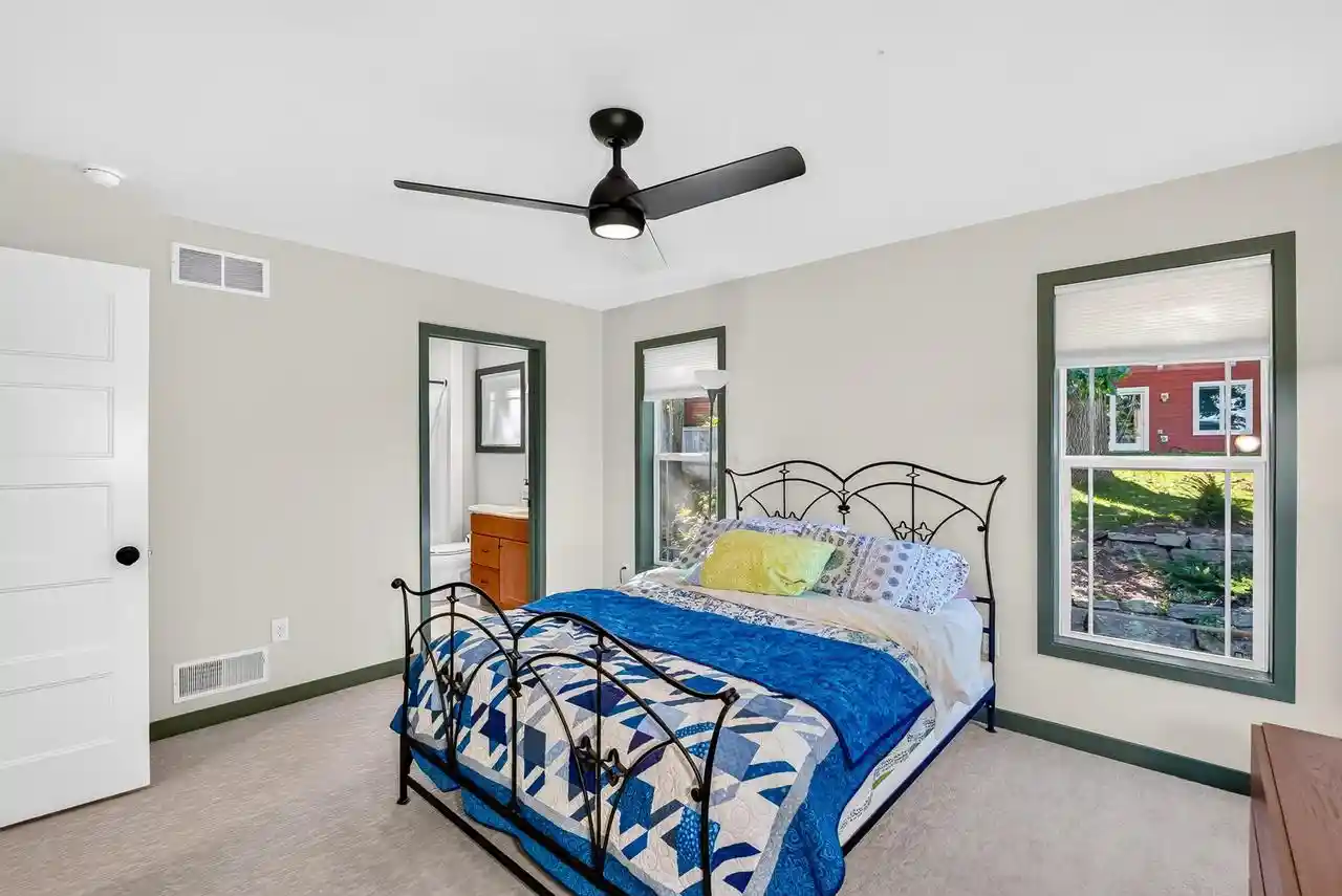 Photo 4 of Condo for sale at 6671 S Chickahauk Trl, Middleton, WI 53562 | MLS# 2034086 | Listing updated on 2026-10-09