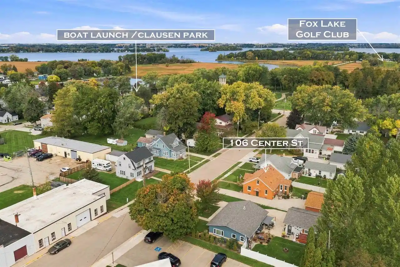 Photo 4 of Single family home for sale at 106 Center St, Fox Lake, WI 53933 | MLS# 2034091 | Listing updated on 2026-10-06