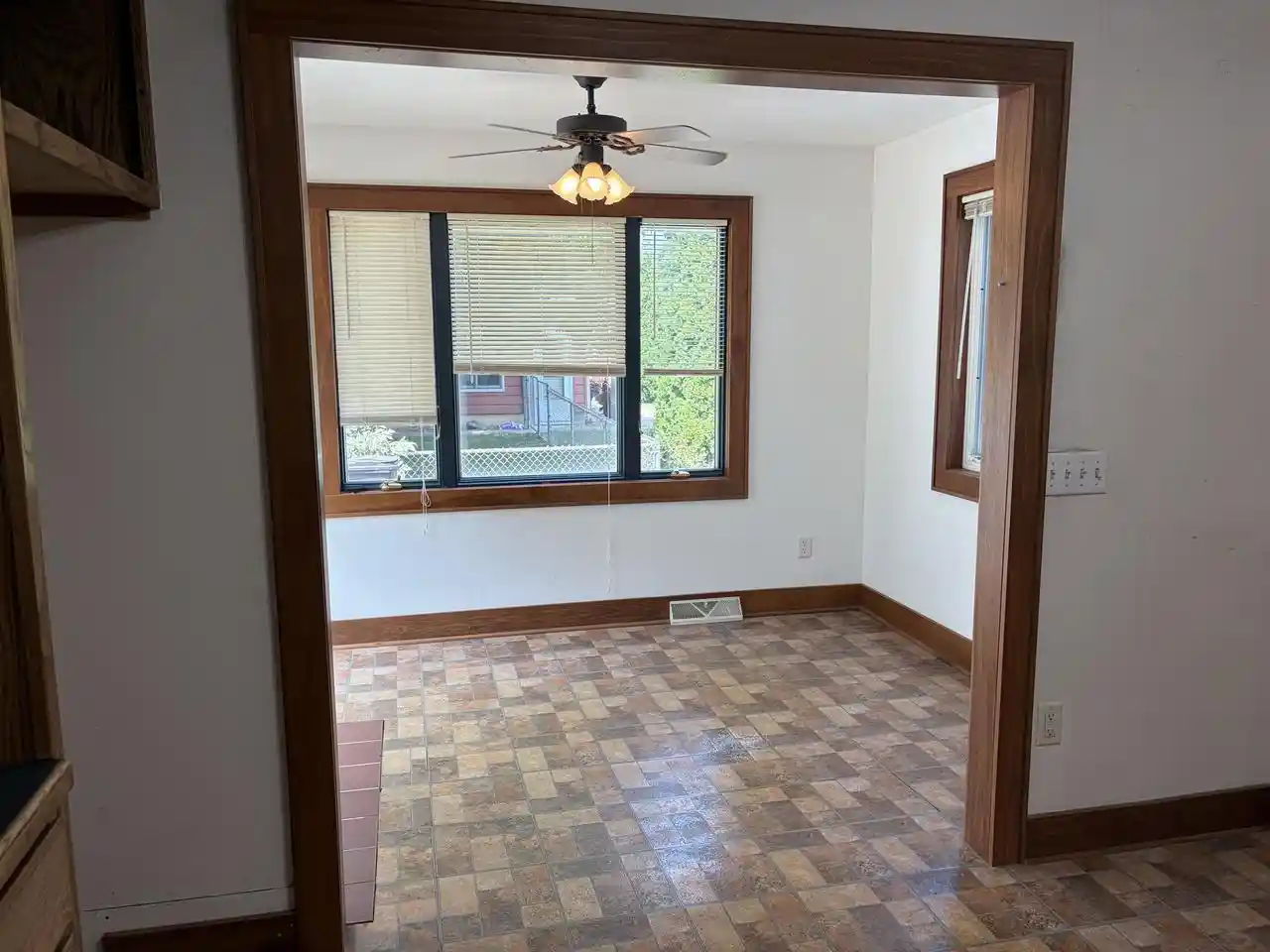 Photo 2 of Single family home for sale at 206 N Marietta St, Verona, WI 53593 | MLS# 2034093 | Listing updated on 2026-10-07