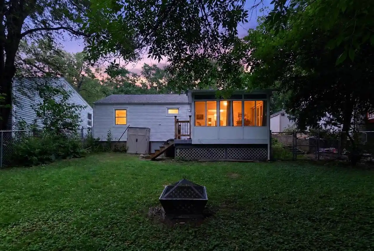 Photo 2 of Single family home for sale at 5513 Old Middleton Rd, Madison, WI 53705 | MLS# 2034094 | Listing updated on 2026-10-06