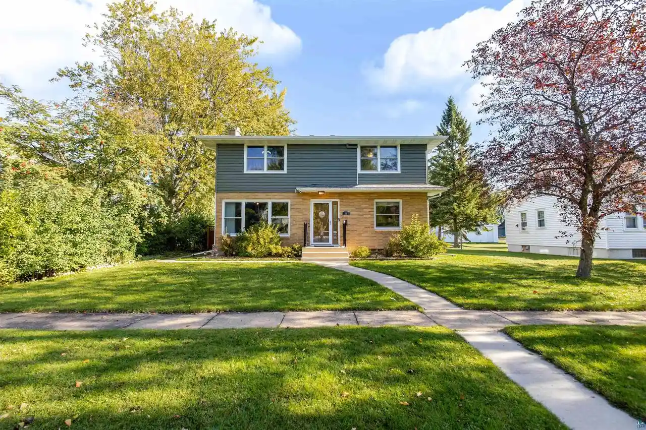 Photo 1 of Single family home for sale at 1007 E 4th Street, Superior, WI 54880 | MLS# 6128346 | Listing updated on 2026-10-09
