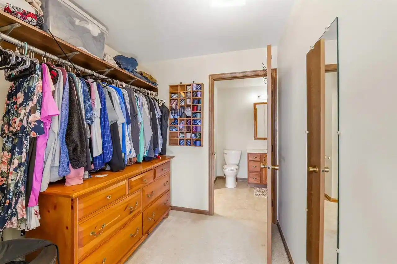 Photo 3 of Condo for sale at 800 S Park Ave #2F, Fond Du Lac, WI 54935 | MLS# 50333797 | Listing updated on 2026-10-06