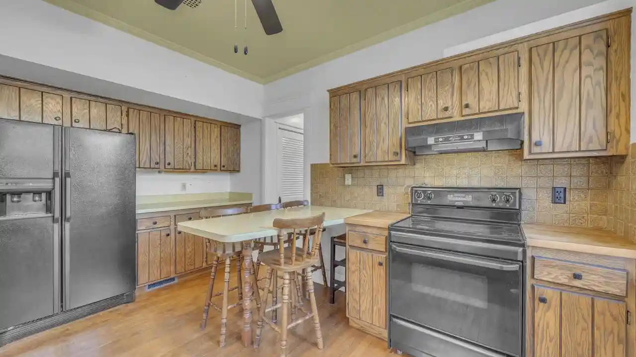 Photo 3 of Single family home for sale at 1410 N 5th Street, Sheboygan, WI 53081 | MLS# 1983543 | Listing updated on 2026-10-08