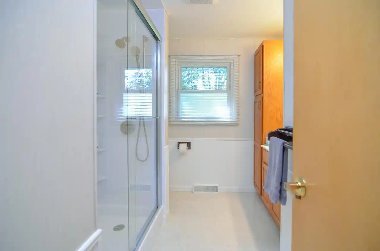 Photo 4 of Single family home for sale at 168 Gwynn St, Green Bay, WI 54301 | MLS# 50333814 | Listing updated on 2026-10-06