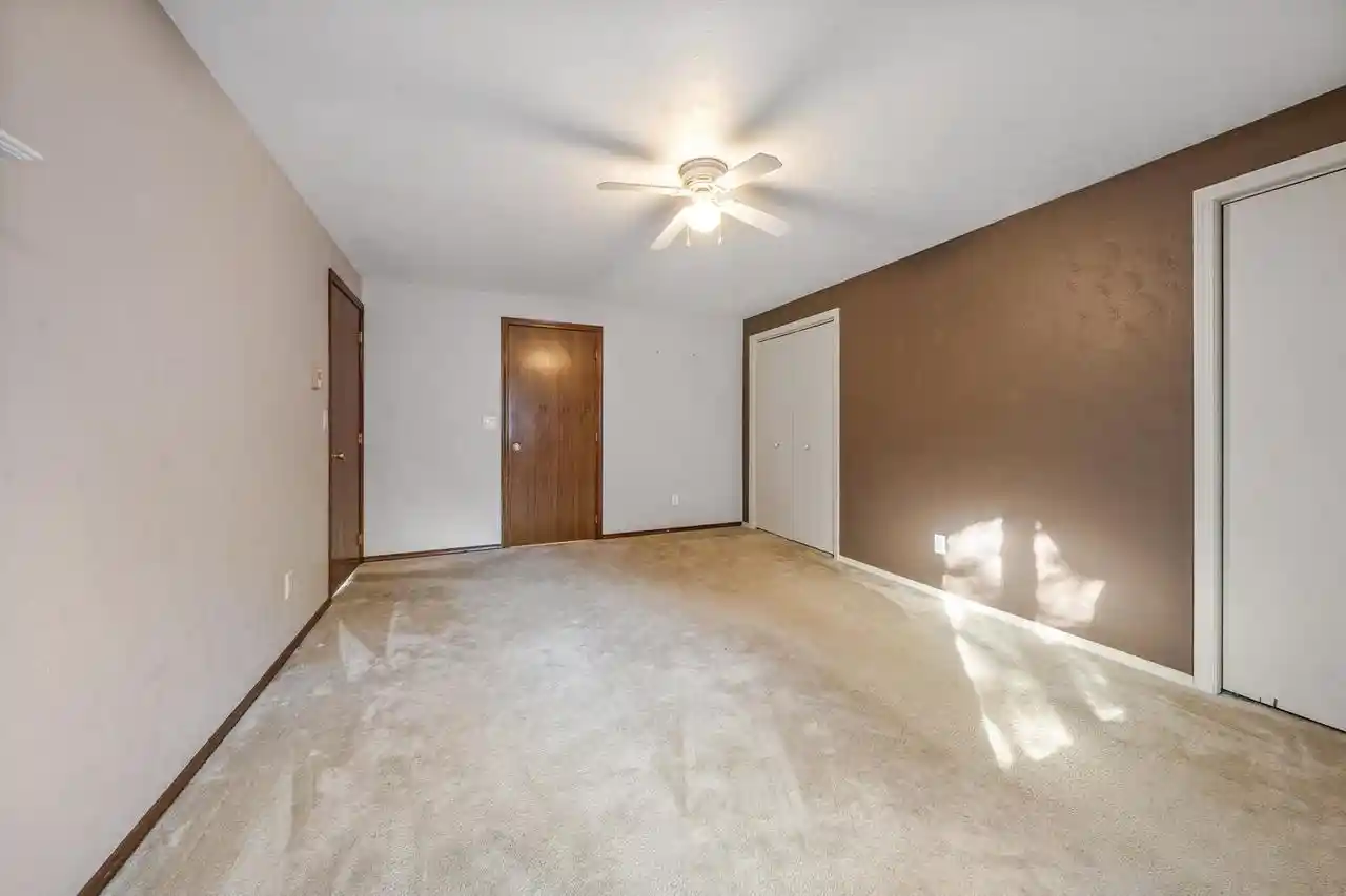 Photo 4 of Condo for sale at 2404 Cedar Ridge Ct #C, Green Bay, WI 54313 | MLS# 50333818 | Listing updated on 2026-10-06
