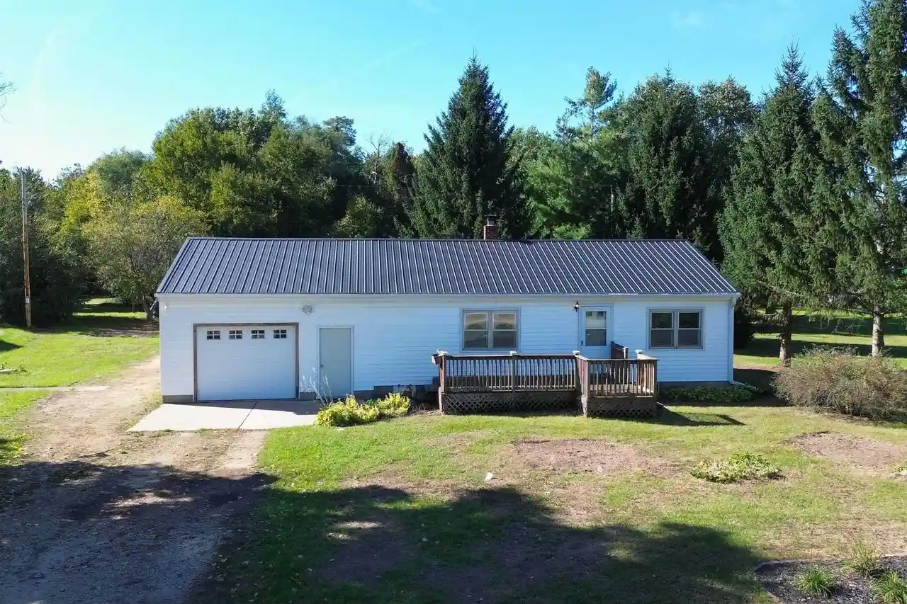 Single family home for sale at N2757 County Rd Gg, Brodhead, WI 53520 | MLS# 2034105