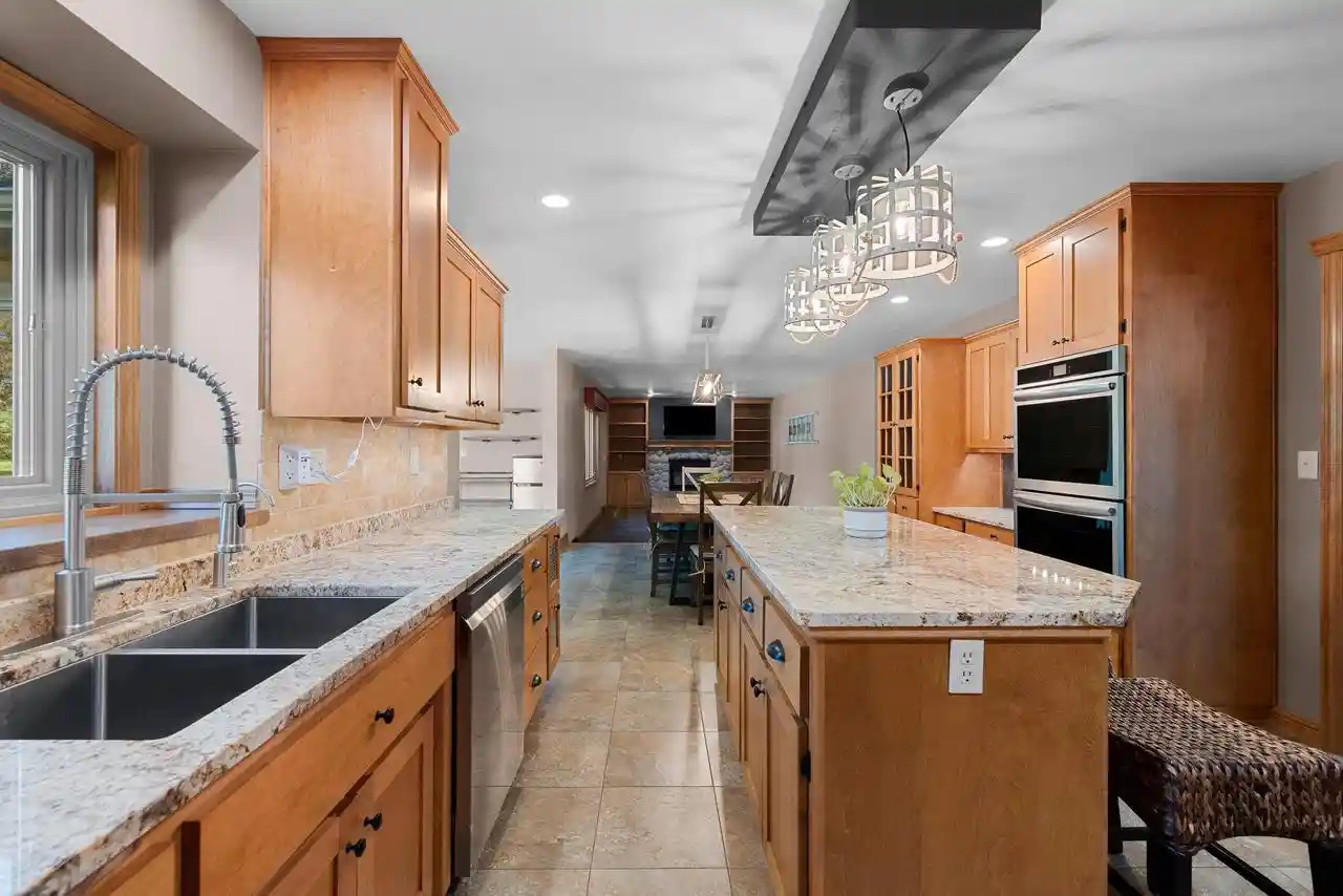 Photo 2 of Single family home for sale at 4072 Hackberry Ct, Green Bay, WI 54311 | MLS# 50333819 | Listing updated on 2026-10-06