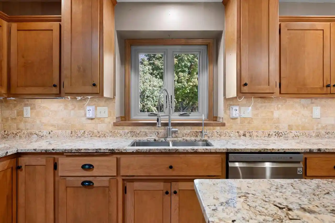 Photo 3 of Single family home for sale at 4072 Hackberry Ct, Green Bay, WI 54311 | MLS# 50333819 | Listing updated on 2026-10-06
