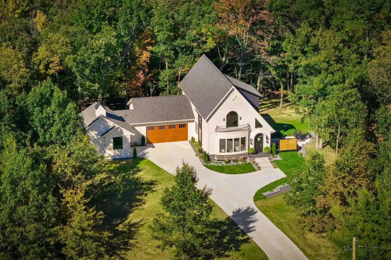 Photo 1 of Single family home for sale at 10218 Yellow Brick Rd, Amherst, WI 54406 | MLS# 22604971 | Listing updated on 2026-10-06