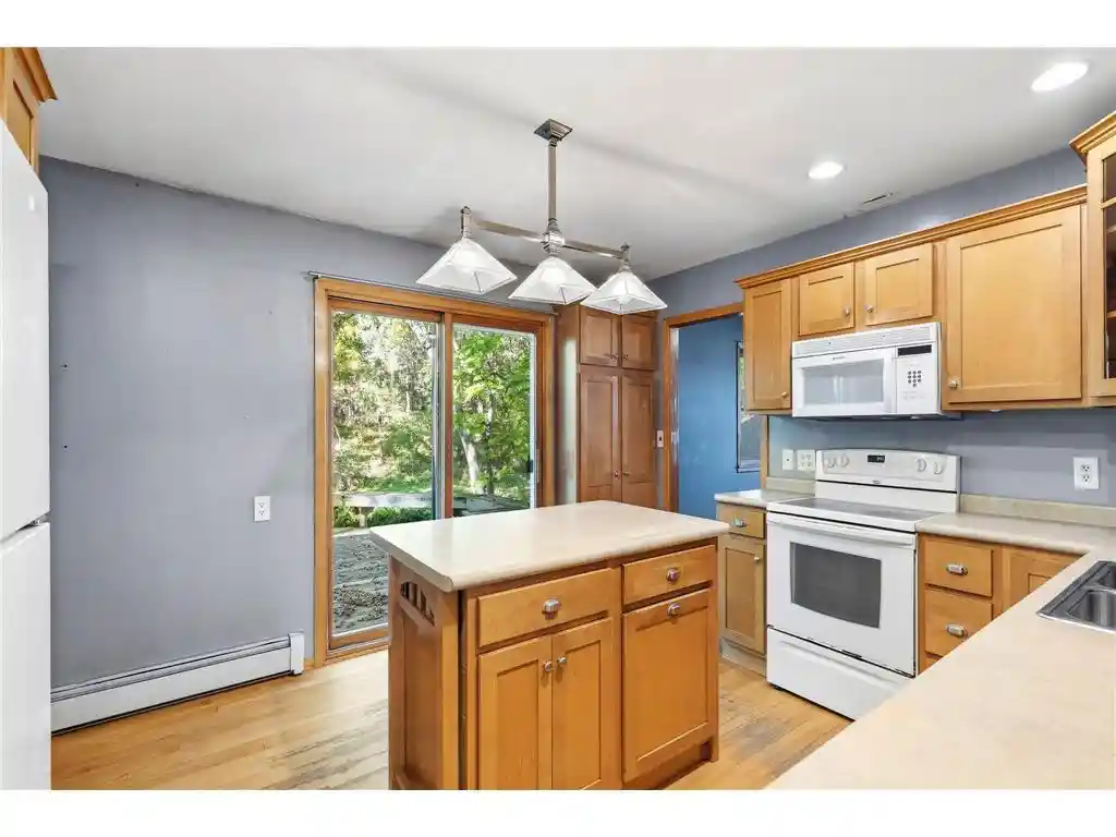 Photo 3 of Single family home for sale at 1742 Hillcrest Dr, New Richmond, WI 54017 | MLS# 7145009 | Listing updated on 2026-10-07