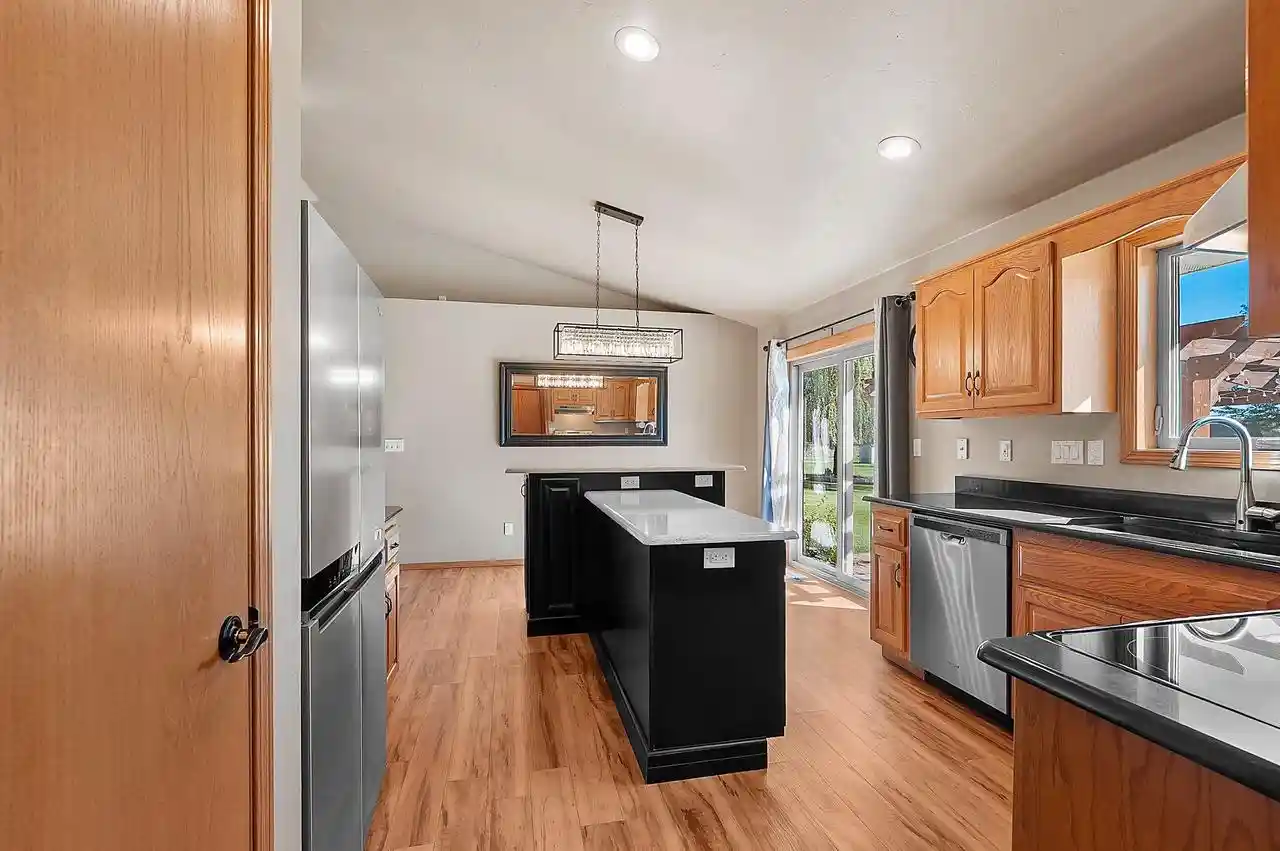 Photo 2 of Single family home for sale at 2832 Bay Settlement Rd, Green Bay, WI 54311 | MLS# 50333840 | Listing updated on 2026-10-06