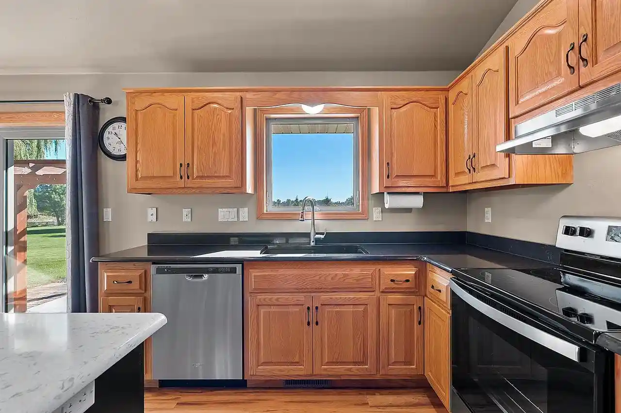 Photo 3 of Single family home for sale at 2832 Bay Settlement Rd, Green Bay, WI 54311 | MLS# 50333840 | Listing updated on 2026-10-06