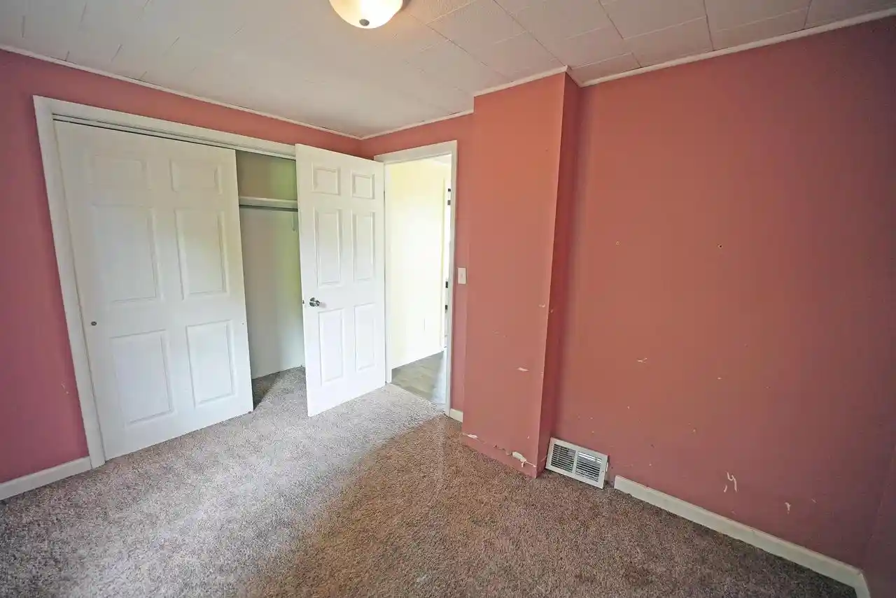 Photo 2 of Single family home for sale at 419 Bonnell Ave, Redgranite, WI 54970 | MLS# 50333843 | Listing updated on 2026-10-07
