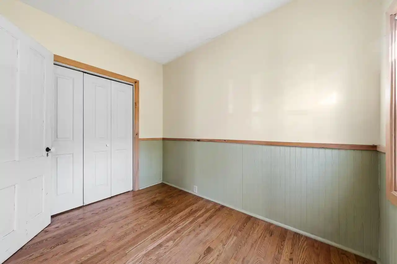Photo 3 of Single family home for sale at 525 Spring St, Lake Geneva, WI 53147 | MLS# 1983573 | Listing updated on 2026-10-08