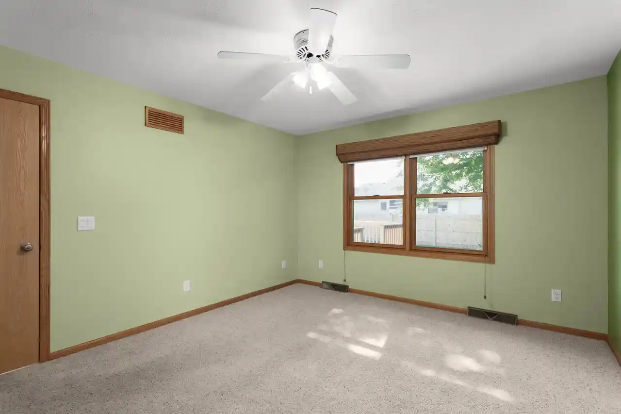 Photo 4 of Single family home for sale at 4500 Red Tail Ln, Janesville, WI 53546 | MLS# 2034121 | Listing updated on 2026-10-07