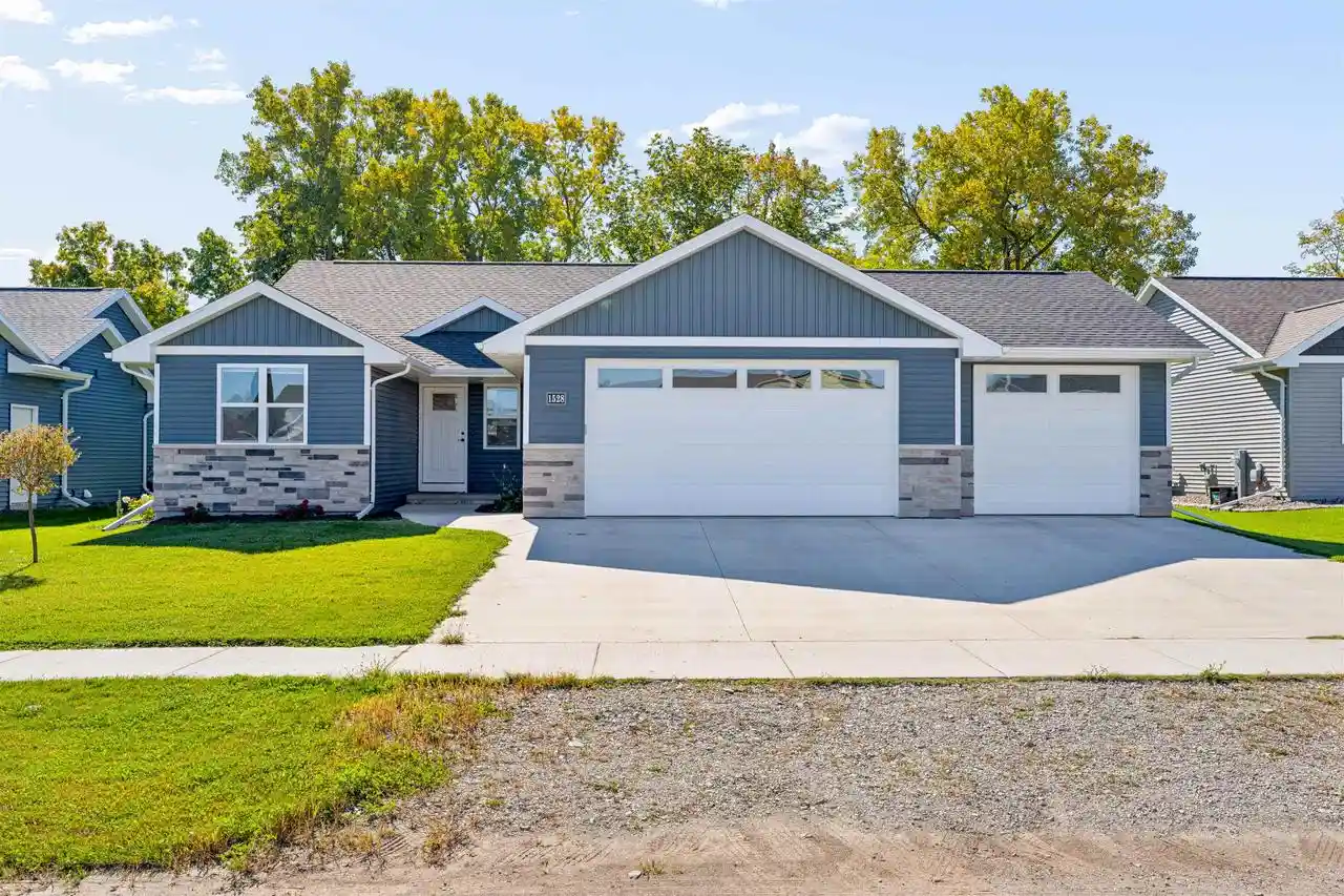 Photo 1 of Single family home for sale at 1528 Liberty Ave, Neenah, WI 54956 | MLS# 50333845 | Listing updated on 2026-10-07