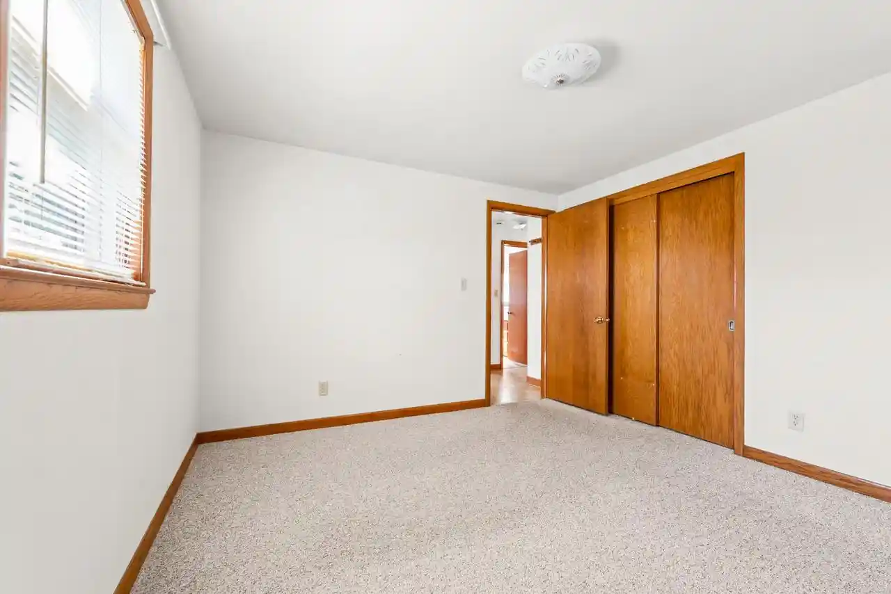 Photo 3 of Single family home for sale at 823 Columbia Ave, South Milwaukee, WI 53172 | MLS# 1983580 | Listing updated on 2026-10-10
