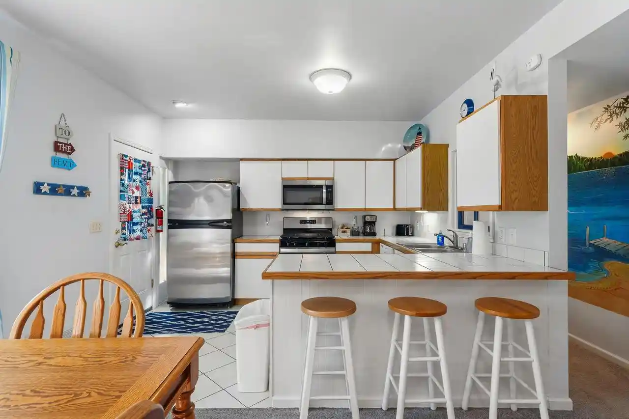 Photo 4 of Multi family home for sale at 154 W Main St, Fontana, WI 53125 | MLS# 1983579 | Listing updated on 2026-10-07