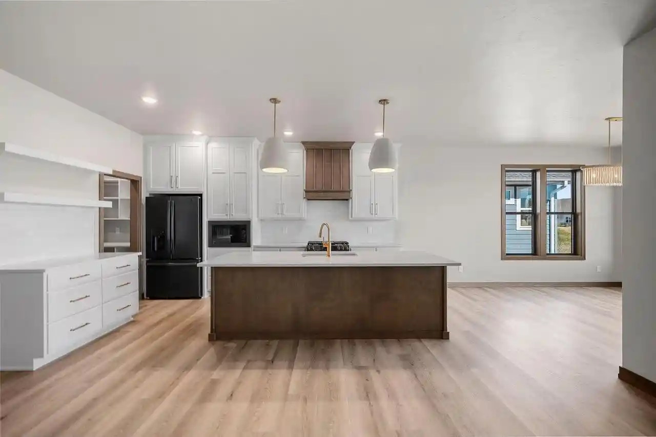 Photo 4 of Single family home for sale at 548 Lemere Ct, Green Bay, WI 54313 | MLS# 50333854 | Listing updated on 2026-10-07