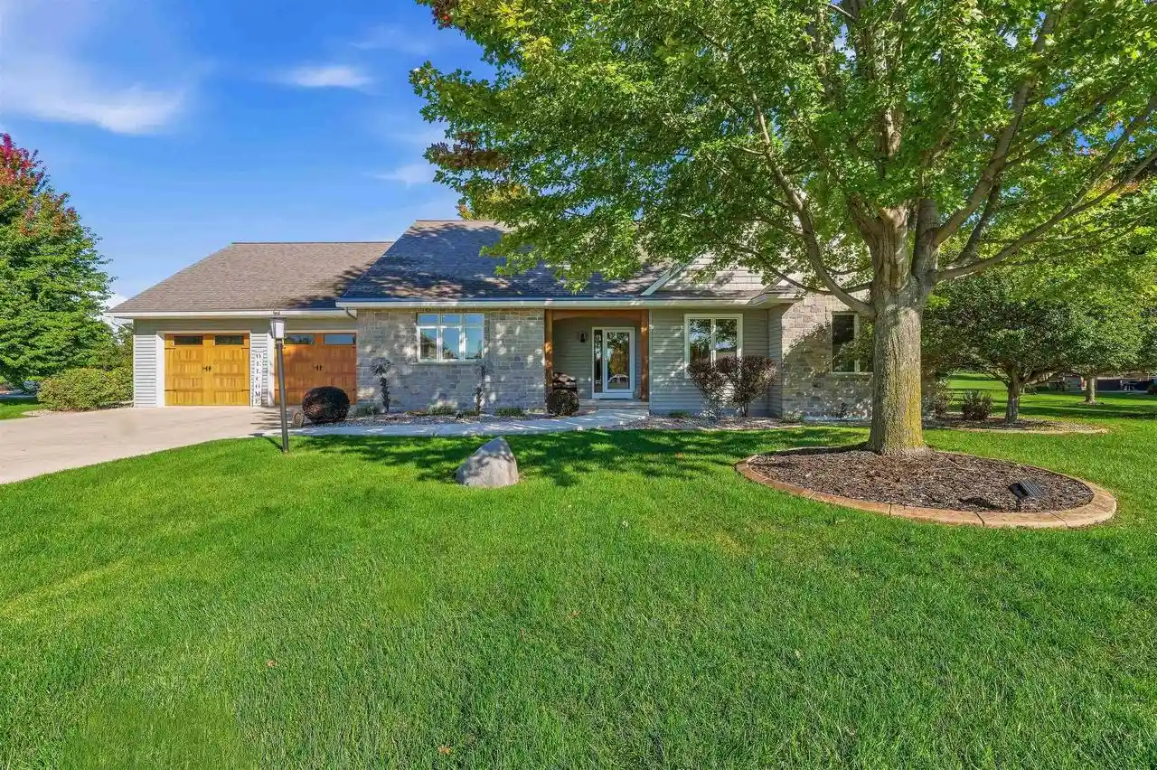 Single family home for sale at N5567 Deneveu Ln, Fond Du Lac, WI 54937 | MLS# 50333862