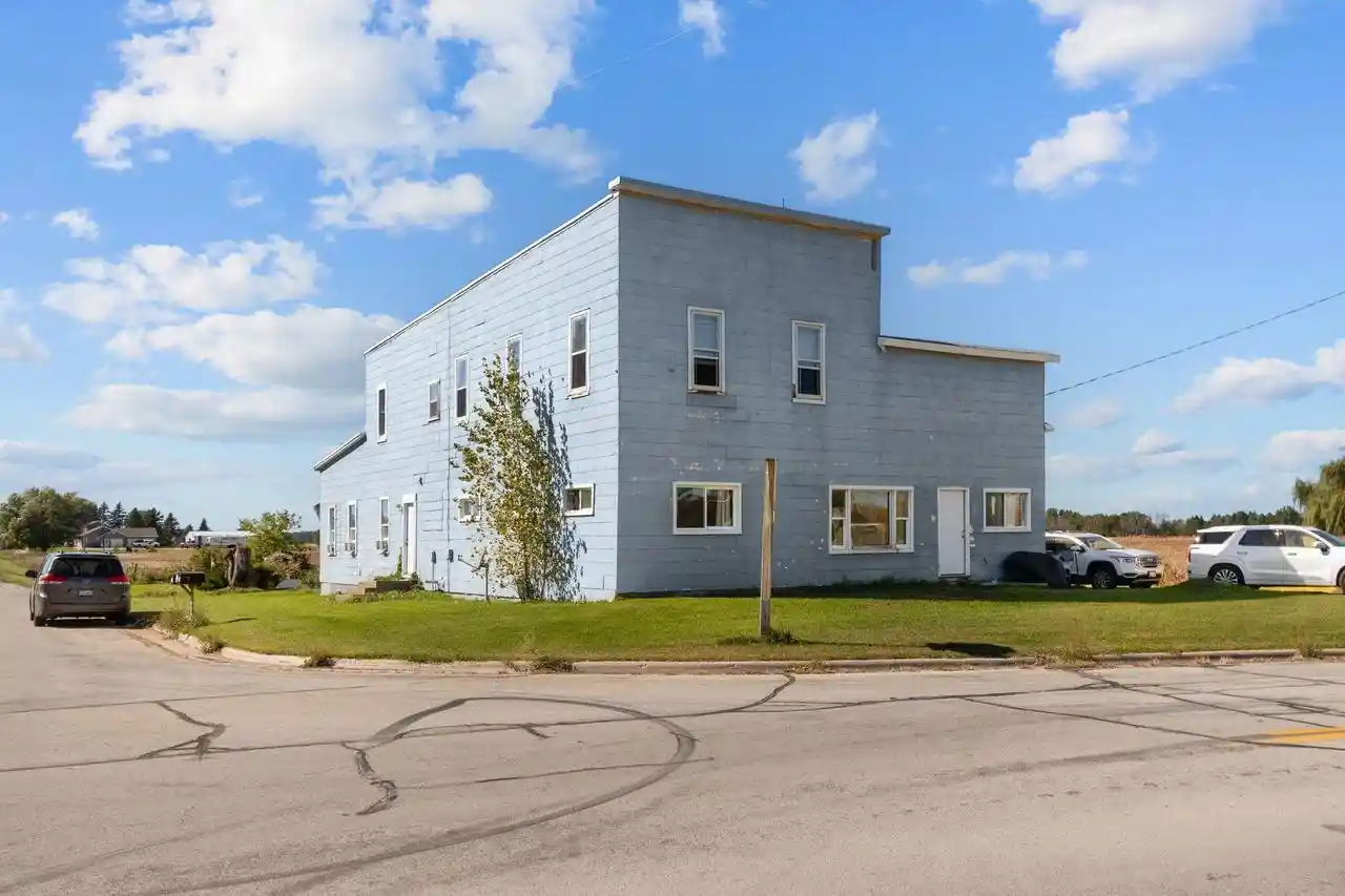 Photo 1 of Multi family home for sale at N4903 Ballard Rd, Appleton, WI 54913 | MLS# 50333869 | Listing updated on 2026-10-07