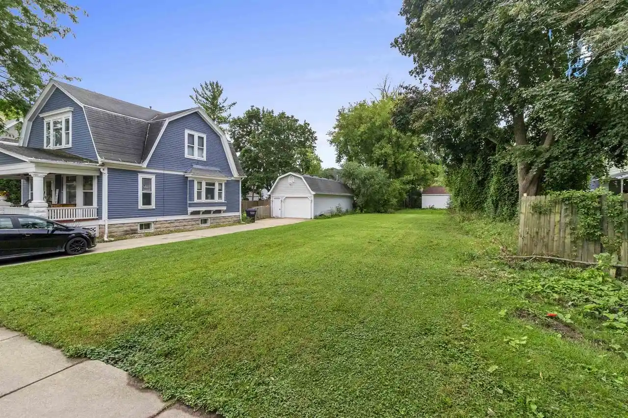 Photo 2 of Land for sale at 409 E Spring St, Appleton, WI 54911 | MLS# 50333868 | Listing updated on 2026-10-09