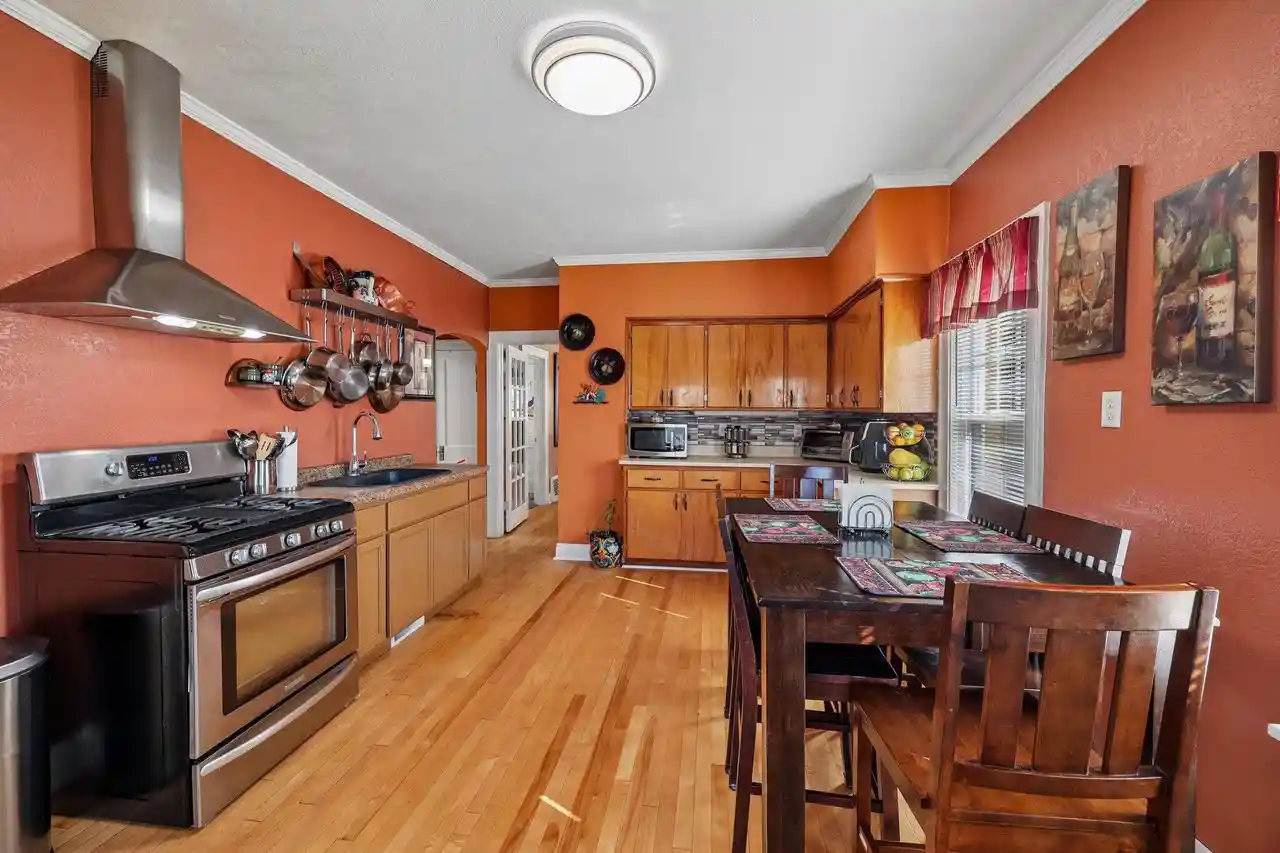 Photo 4 of Single family home for sale at 2923 S 15th Place, Milwaukee, WI 53215 | MLS# 1983603 | Listing updated on 2026-10-10
