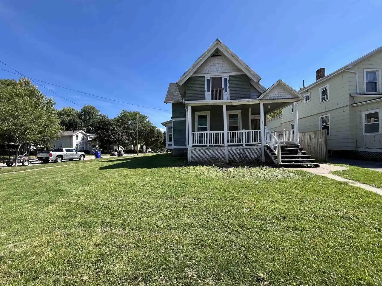 Photo 1 of Multi family home for sale at 802 S Memorial Dr, Appleton, WI 54911 | MLS# 50333873 | Listing updated on 2026-10-06