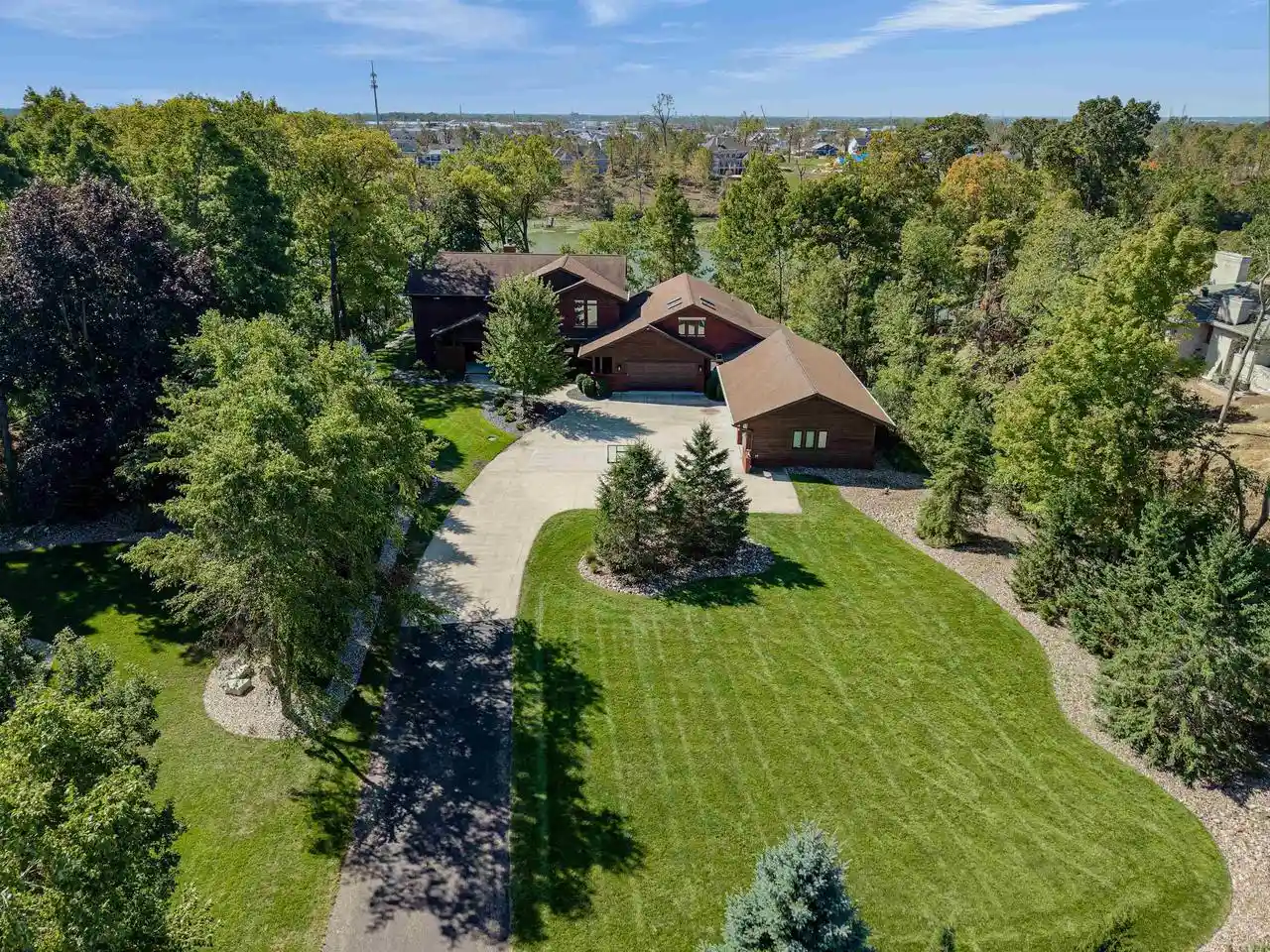 Single family home for sale at 1515 W Reid Dr, Appleton, WI 54914 | MLS# 50333864