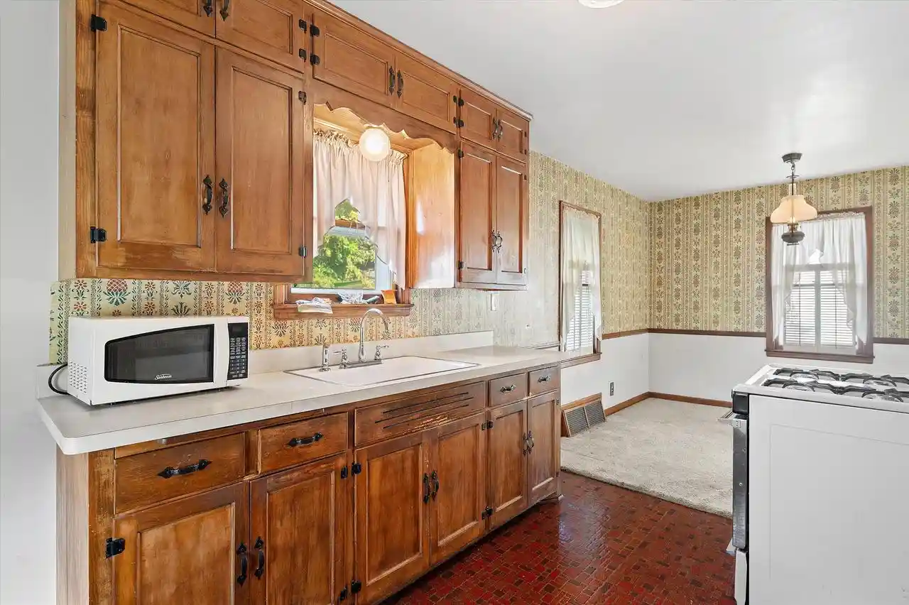 Photo 2 of Single family home for sale at 2759 S Humboldt Park Ct, Milwaukee, WI 53207 | MLS# 1983607 | Listing updated on 2026-10-08