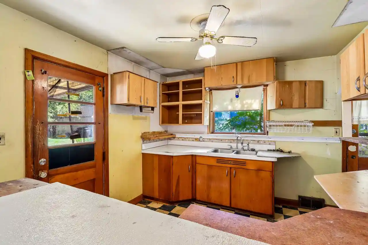 Photo 2 of Single family home for sale at 715 Elizabeth St, Oconomowoc, WI 53066 | MLS# 1983618 | Listing updated on 2026-10-09