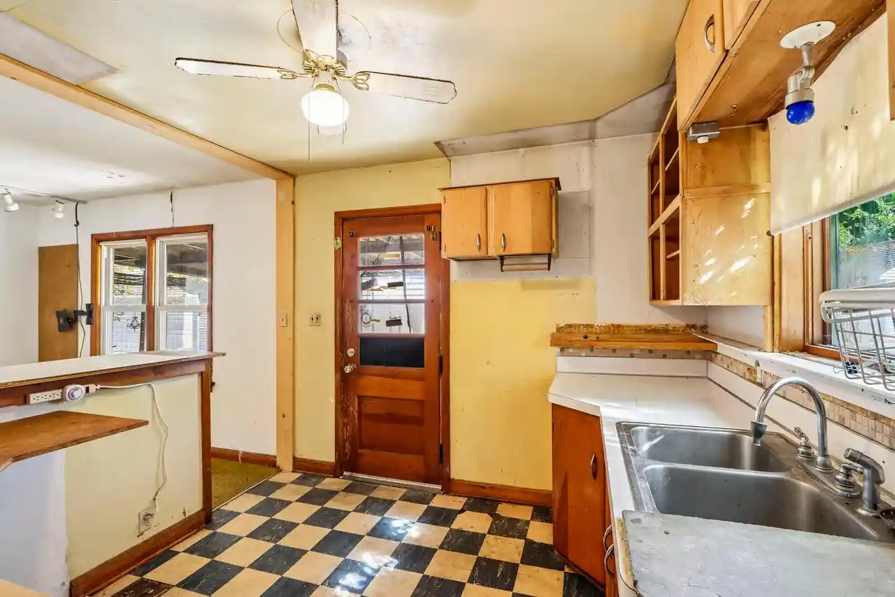 Photo 3 of Single family home for sale at 715 Elizabeth St, Oconomowoc, WI 53066 | MLS# 1983618 | Listing updated on 2026-10-09