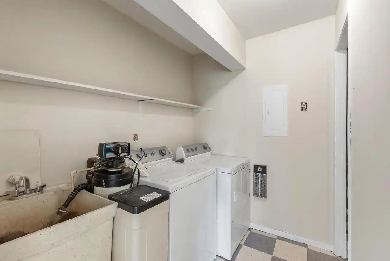 Photo 4 of Condo for sale at W170n11521 Armada Dr, Germantown, WI 53022 | MLS# 1983620 | Listing updated on 2026-10-07