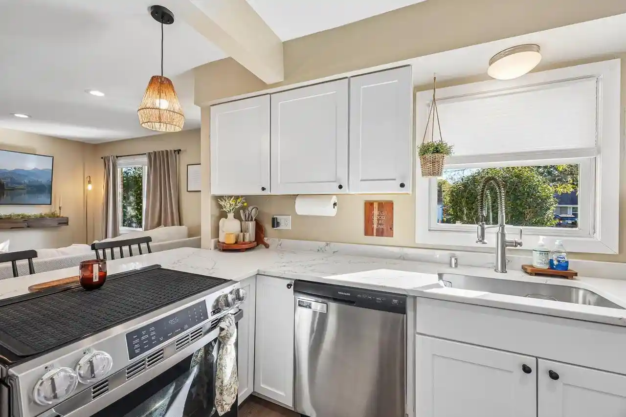 Photo 2 of Single family home for sale at 4415 S Iowa Ave, Saint Francis, WI 53235 | MLS# 1983623 | Listing updated on 2026-10-07