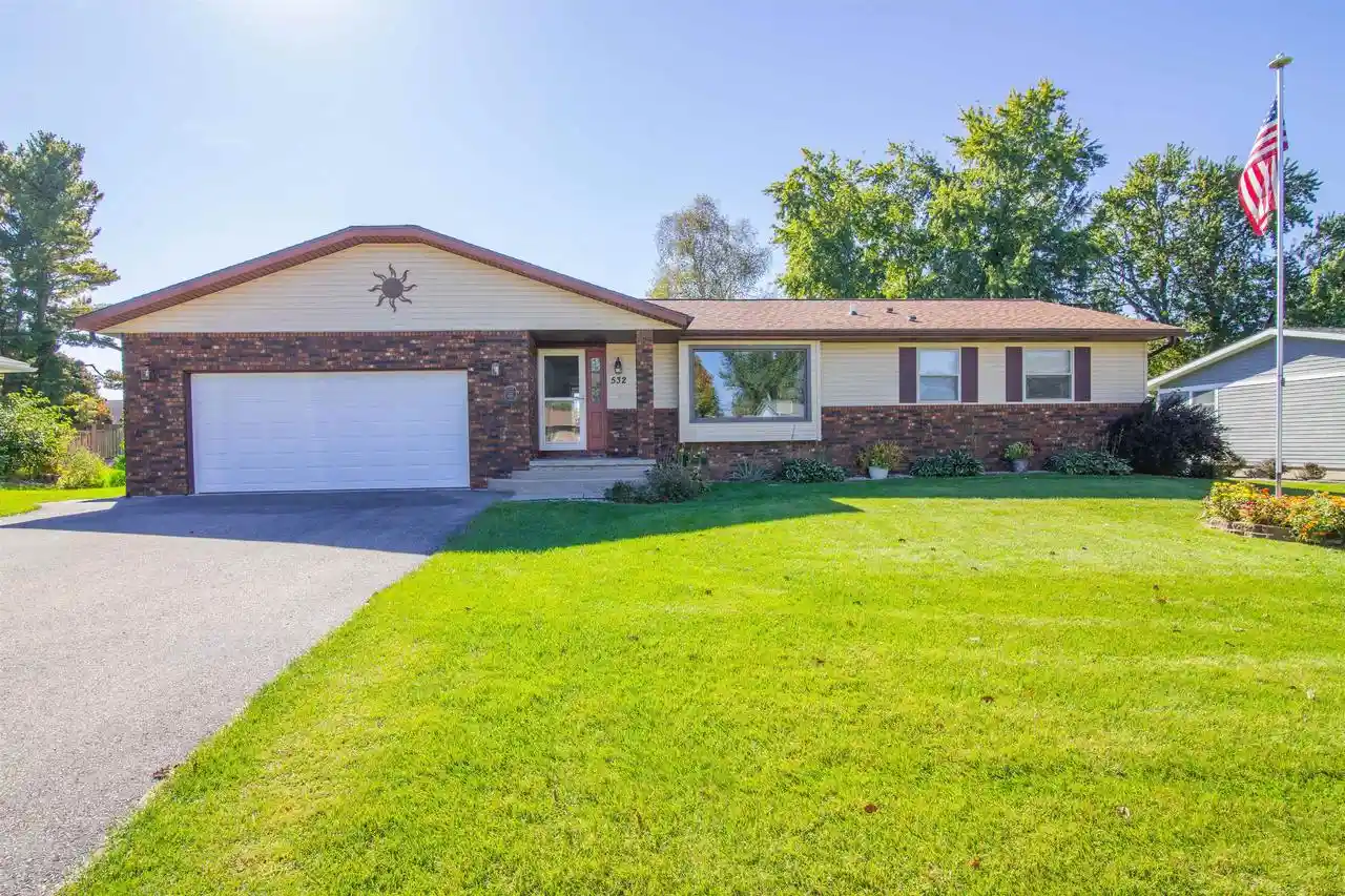 Photo 1 of Single family home for sale at 532 Santa Maria Dr, Arlington, WI 53911 | MLS# 2034143 | Listing updated on 2026-10-06