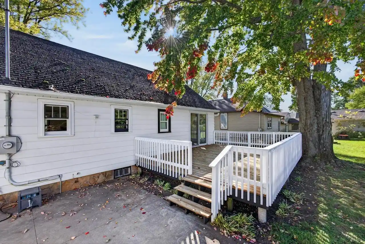 Photo 2 of Single family home for sale at 1231 Monroe St, Wisconsin Rapids, WI 54494 | MLS# 22604984 | Listing updated on 2026-10-08