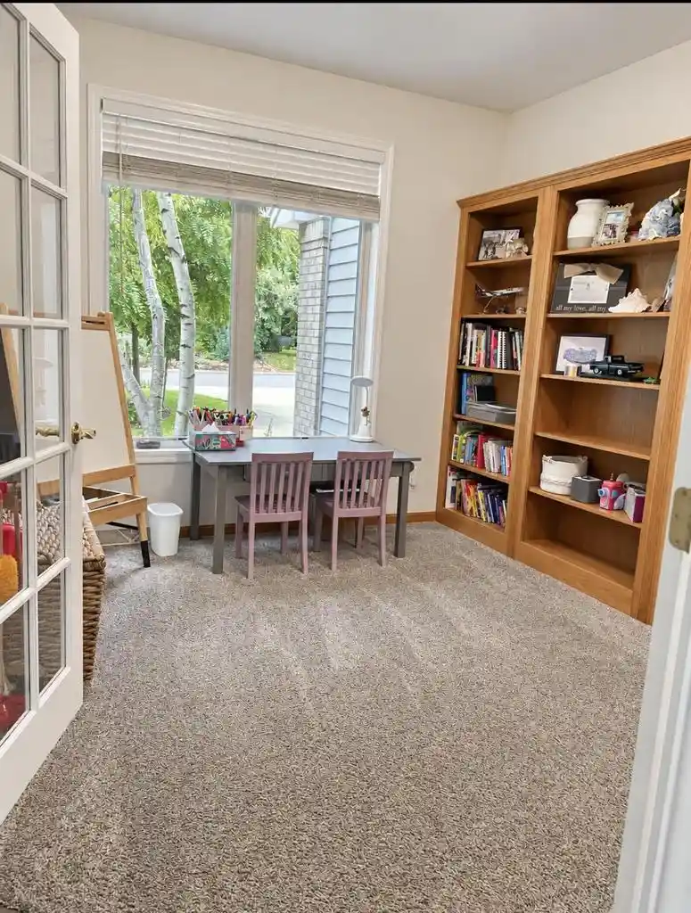 Photo 3 of Single family home for sale at 5321 Vicksburgs Dr, Mount Pleasant, WI 53403 | MLS# 1983625 | Listing updated on 2026-10-06