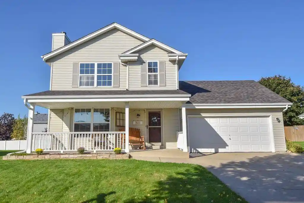 Photo 1 of Single family home for sale at 1511 Redtail Dr, Hartford, WI 53027 | MLS# 1983626 | Listing updated on 2026-10-06