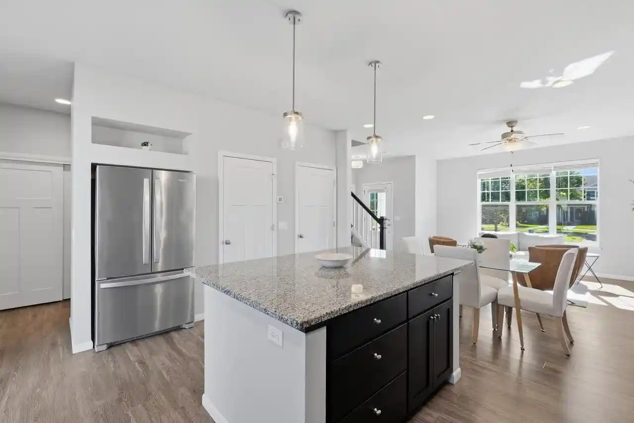 Photo 3 of Single family home for sale at 1092 O'keeffe Ave, Sun Prairie, WI 53590 | MLS# 2034149 | Listing updated on 2026-10-09