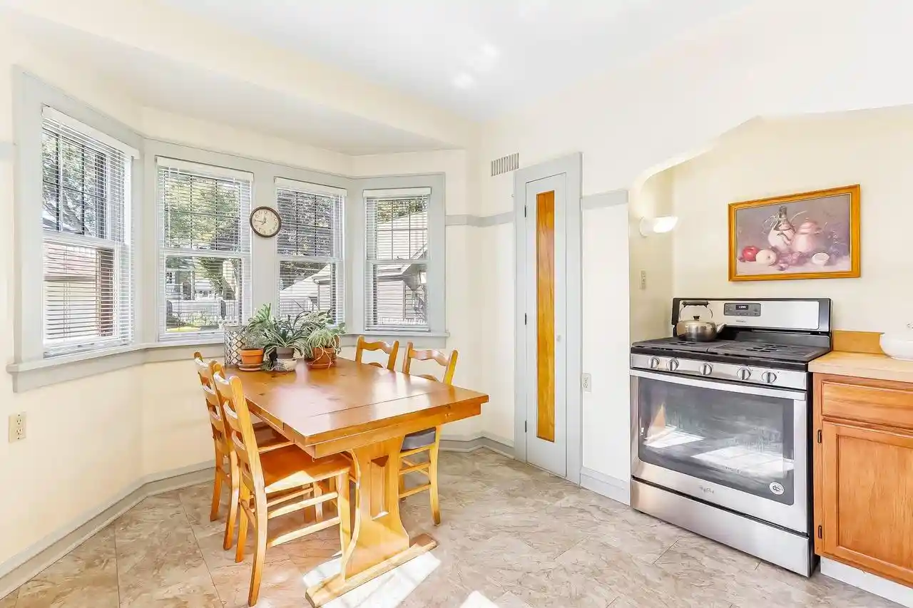 Listing Photo 4 - Condo for sale in building located at 2365 N 82nd St, Milwaukee, WI 53213