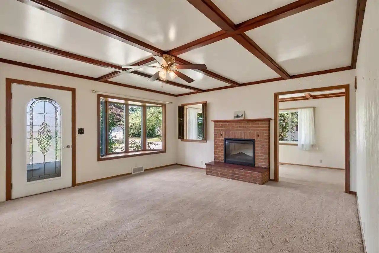 Photo 2 of Single family home for sale at 1810 Riverview Dr, Wisconsin Rapids, WI 54494 | MLS# 22604985 | Listing updated on 2026-10-08