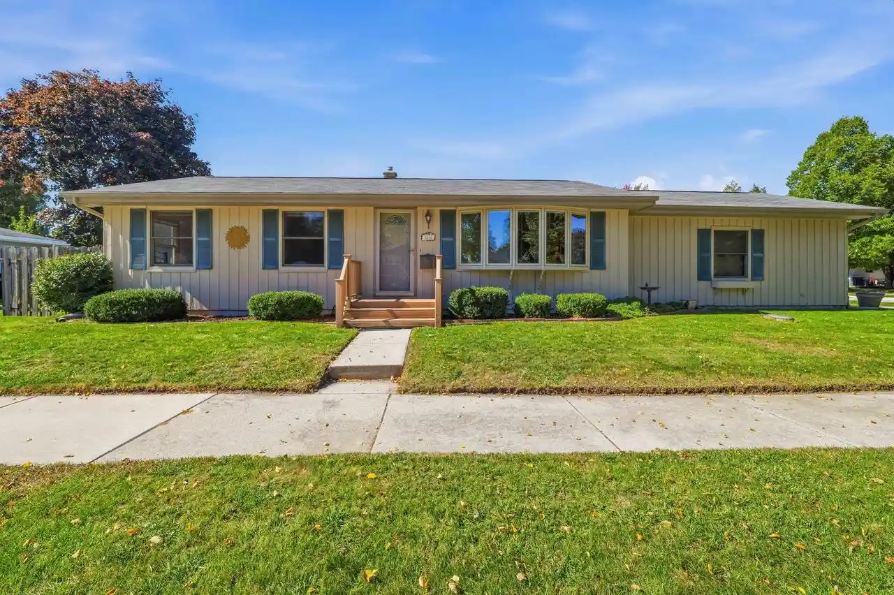 Photo 1 of Single family home for sale at 3710 S 15th Street, Sheboygan, WI 53081 | MLS# 1983655 | Listing updated on 2026-10-07
