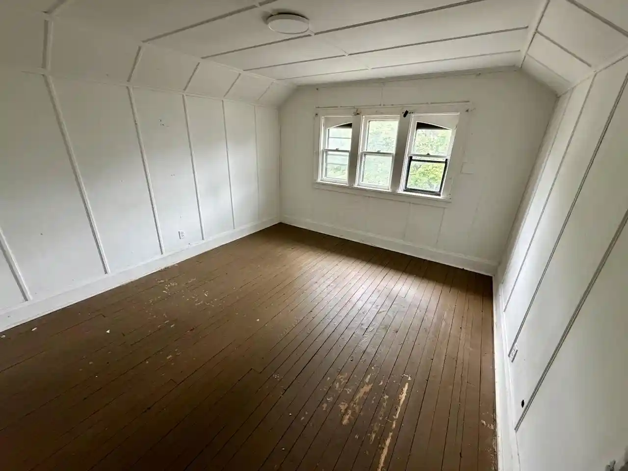 Photo 3 of Single family home for sale at 2206 W Keefe Ave, Milwaukee, WI 53206 | MLS# 1983657 | Listing updated on 2026-10-07