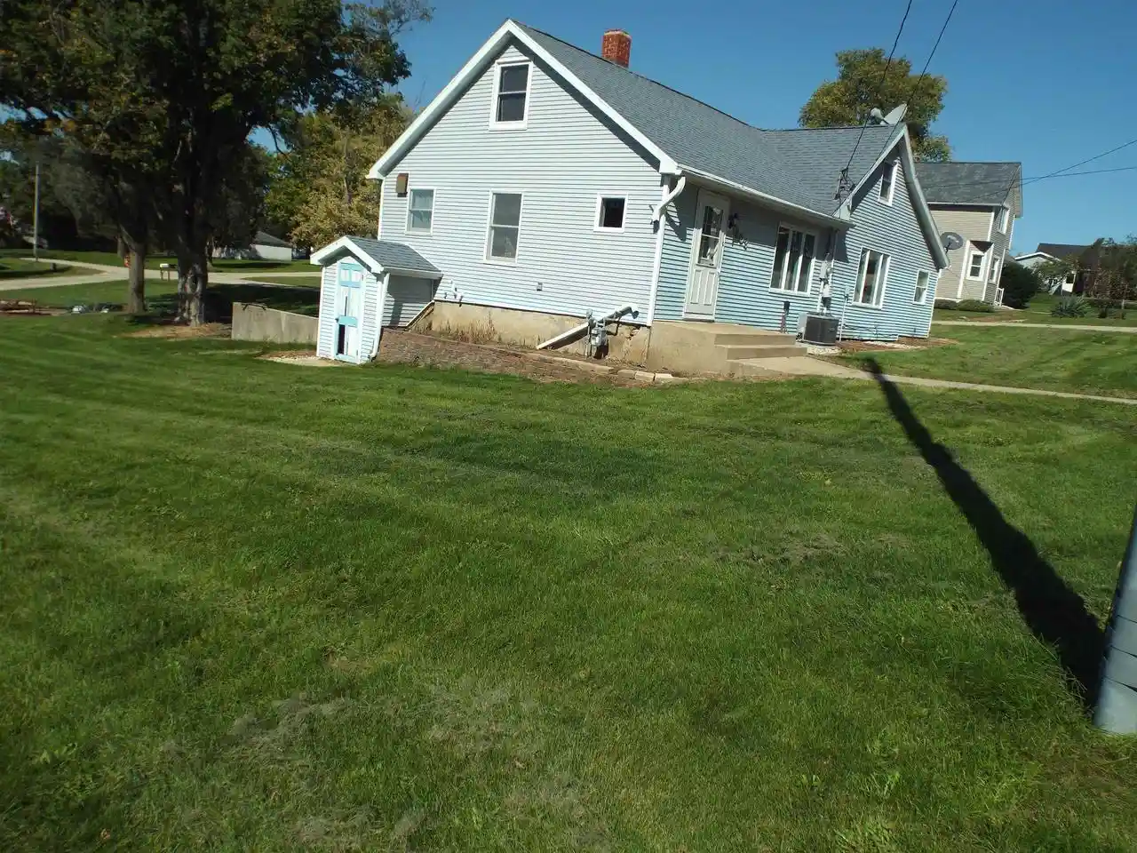 Photo 1 of Single family home for sale at 303 S Center St, Browntown, WI 53522 | MLS# 2034169 | Listing updated on 2026-10-13