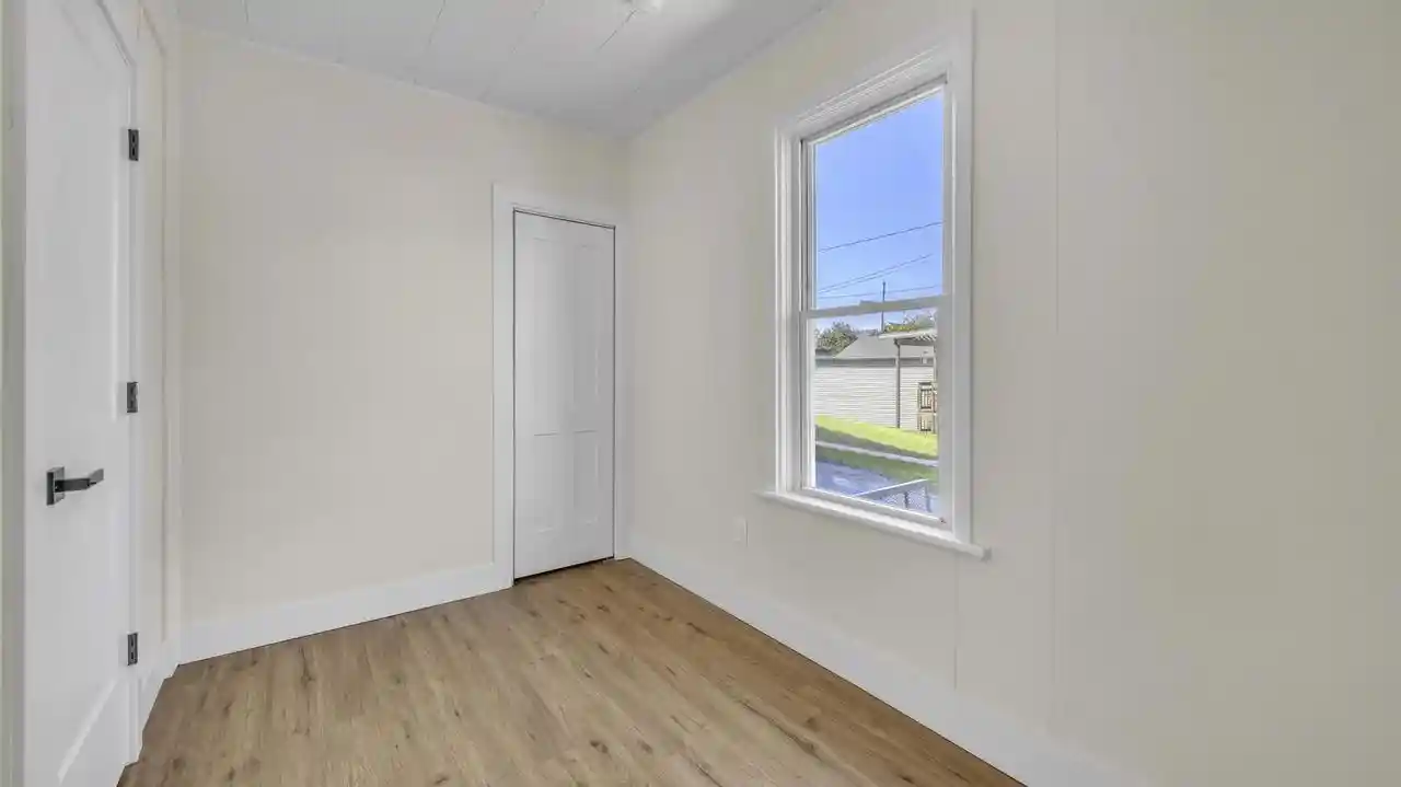 Photo 1 of Single family home for sale at 1541 Division Ave, Sheboygan, WI 53083 | MLS# 1983687 | Listing updated on 2026-10-08